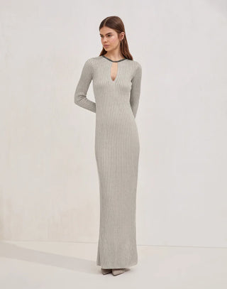 knit dress with precious collar