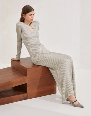 knit dress with precious collar